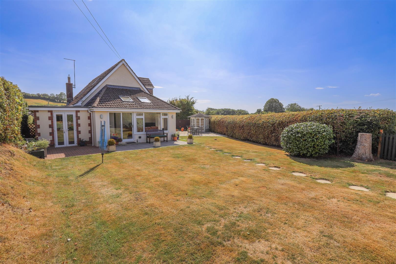 10 Maes Lloi, Aberthin, Cowbridge, Vale Of Glamorgan, CF71 7HA